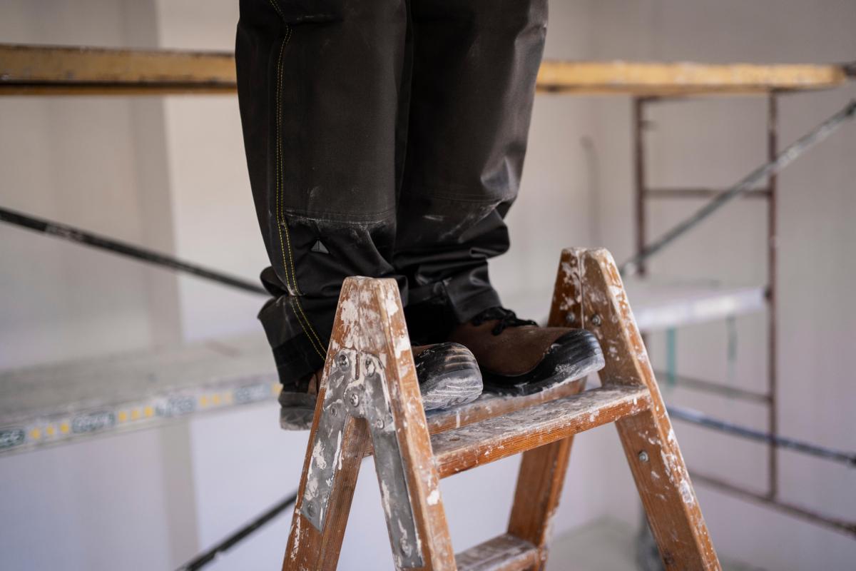 Travaux de second œuvre et pose de cloisons